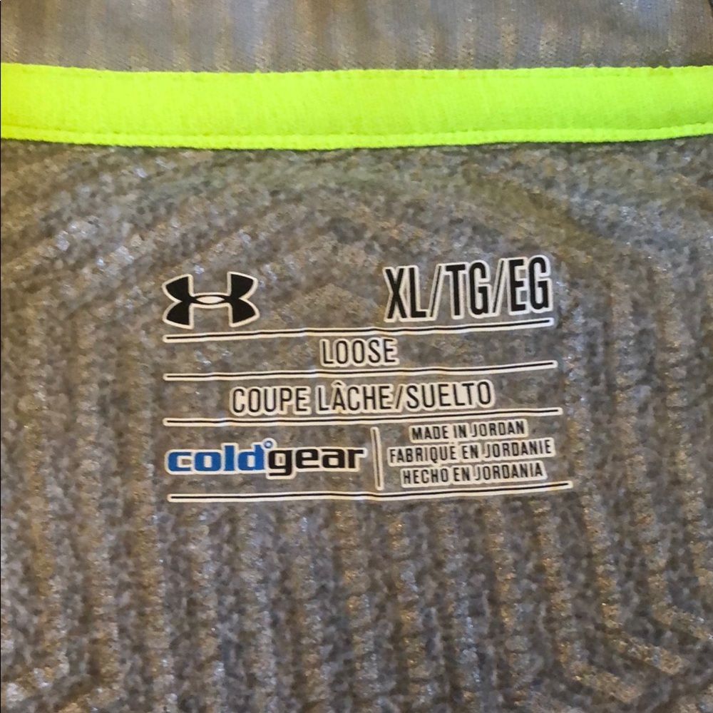 Under Armour Vest - Picture 3 of 6